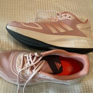 ADIDAS PINK SNEAKERS 8.5
